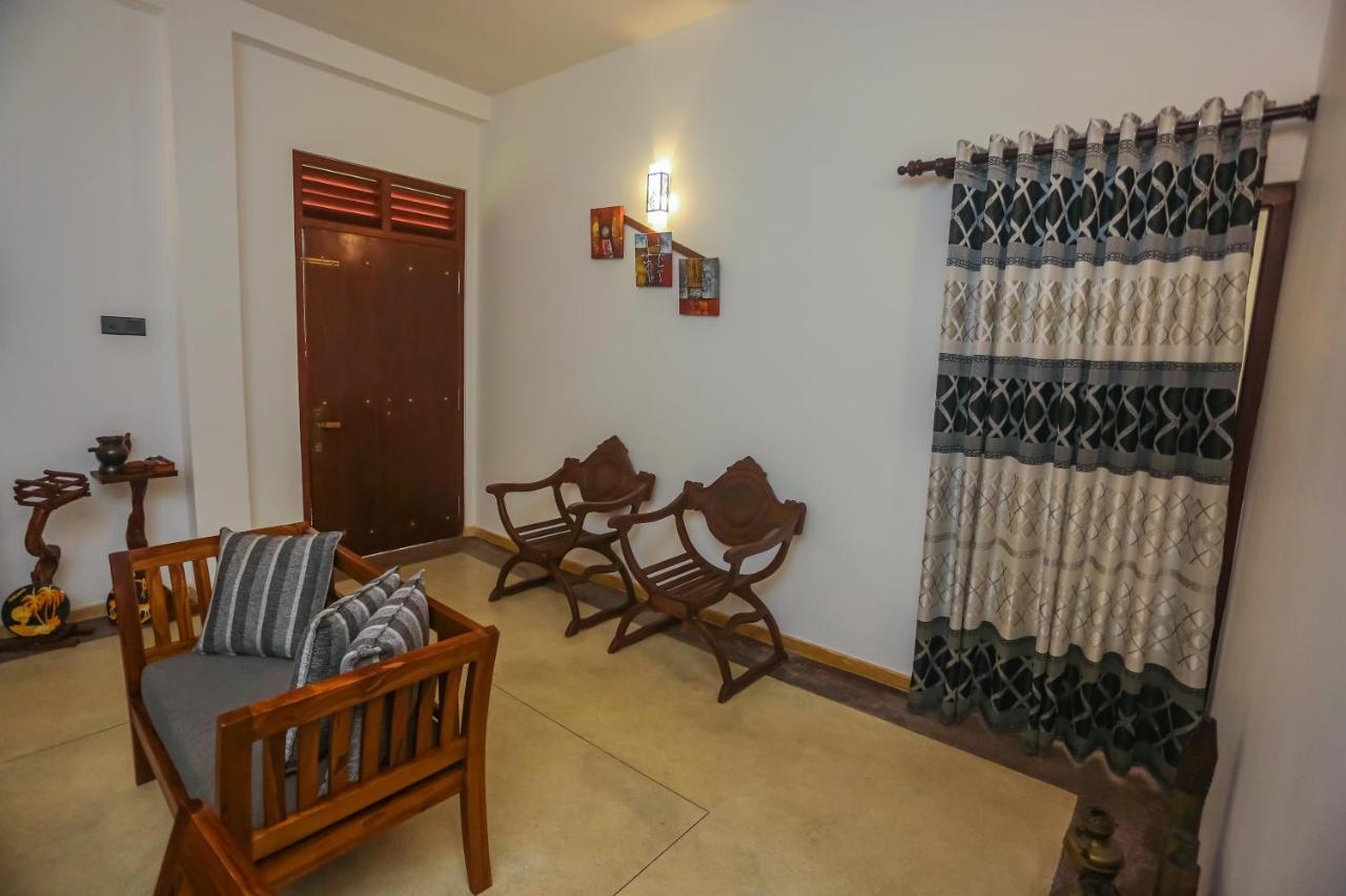 Saku Residence Унаватуна Екстериор снимка